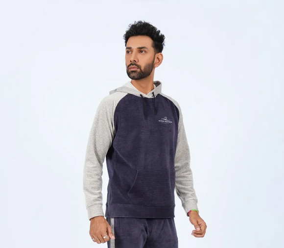 Active Fashion Tracksuit sample 2